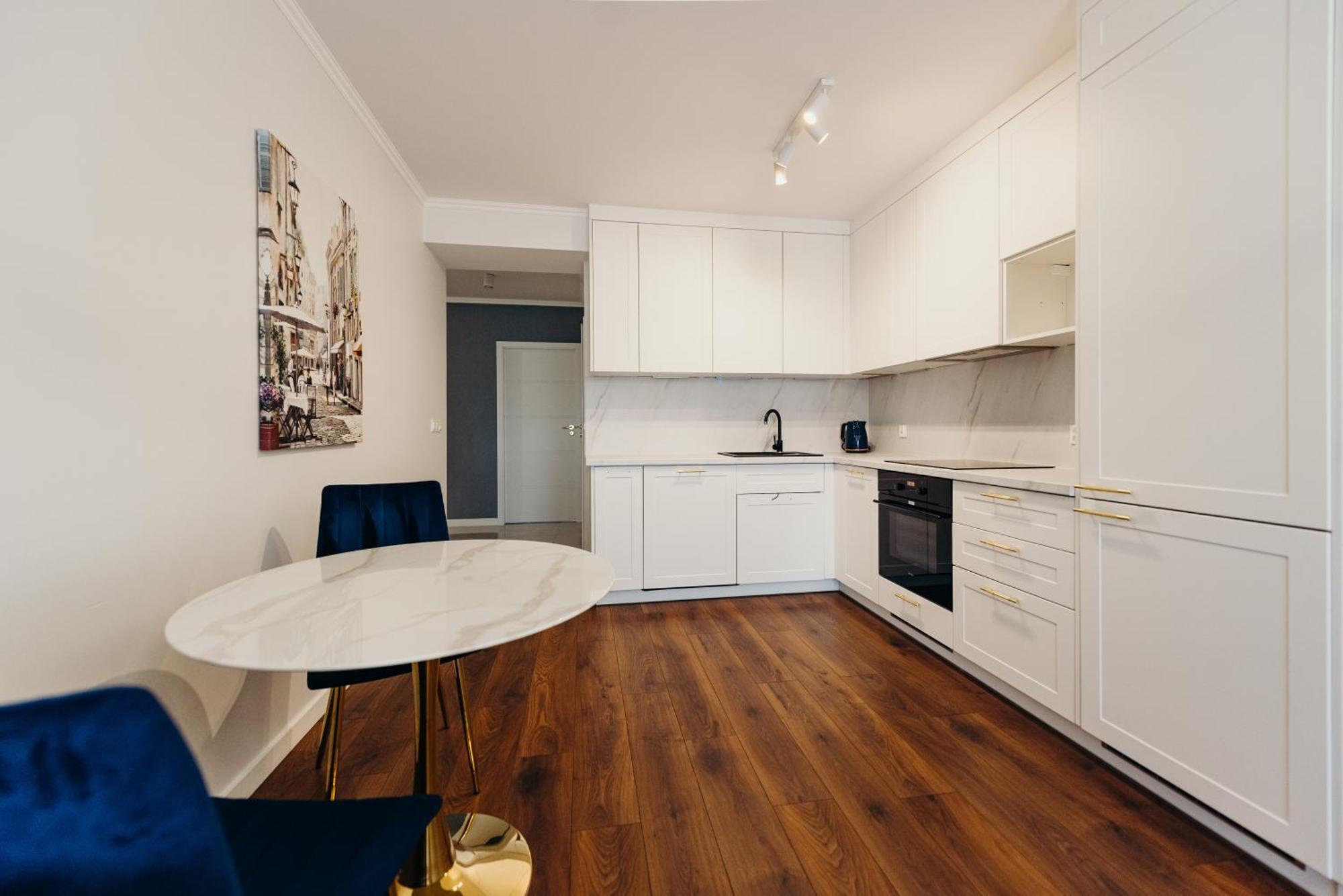 3 Bedrooms Premium Bella Blue For 8 Guests With Ac And Free Out Side Parking Rzeszów Extérieur photo
