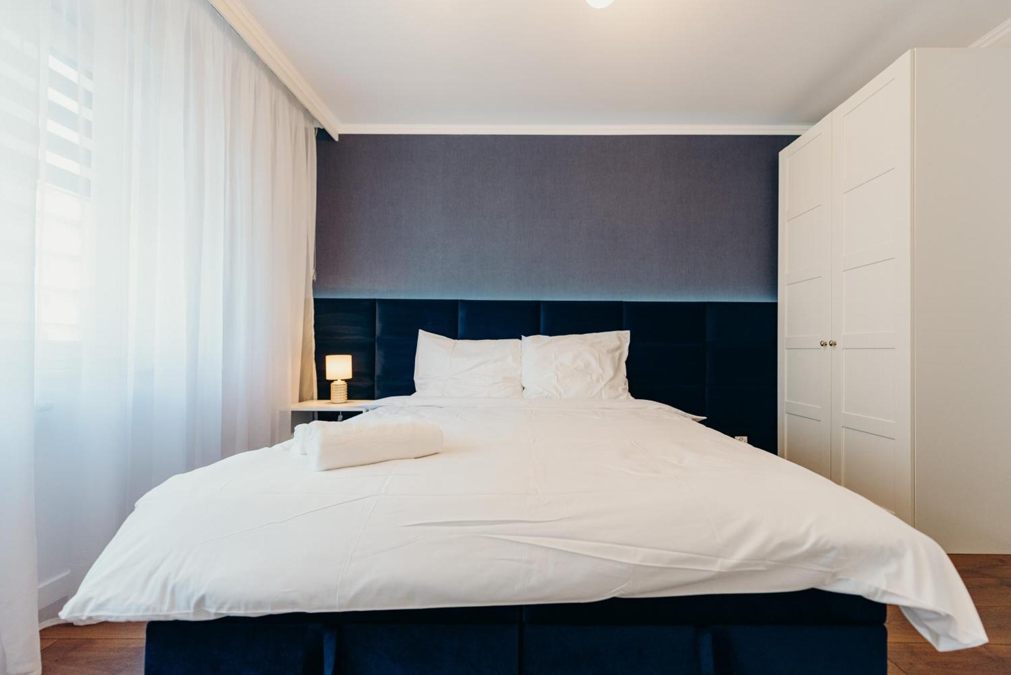 3 Bedrooms Premium Bella Blue For 8 Guests With Ac And Free Out Side Parking Rzeszów Extérieur photo